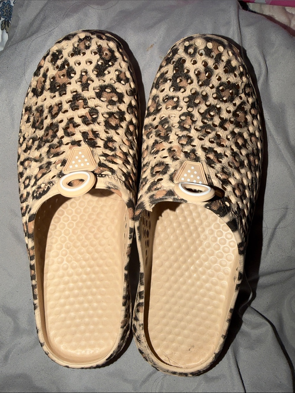 Women’s Leopard Print Slip-On Comfort Shoes - Beige